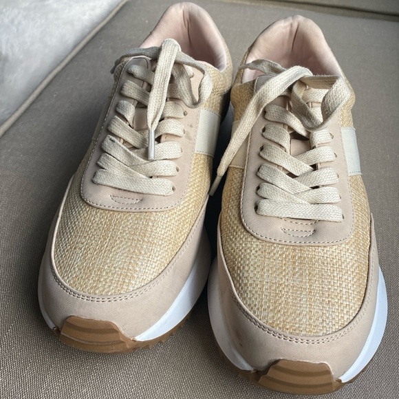 Dolce Vita Bettie Sneaker NEW 8 1/2 - Picture 8 of 8